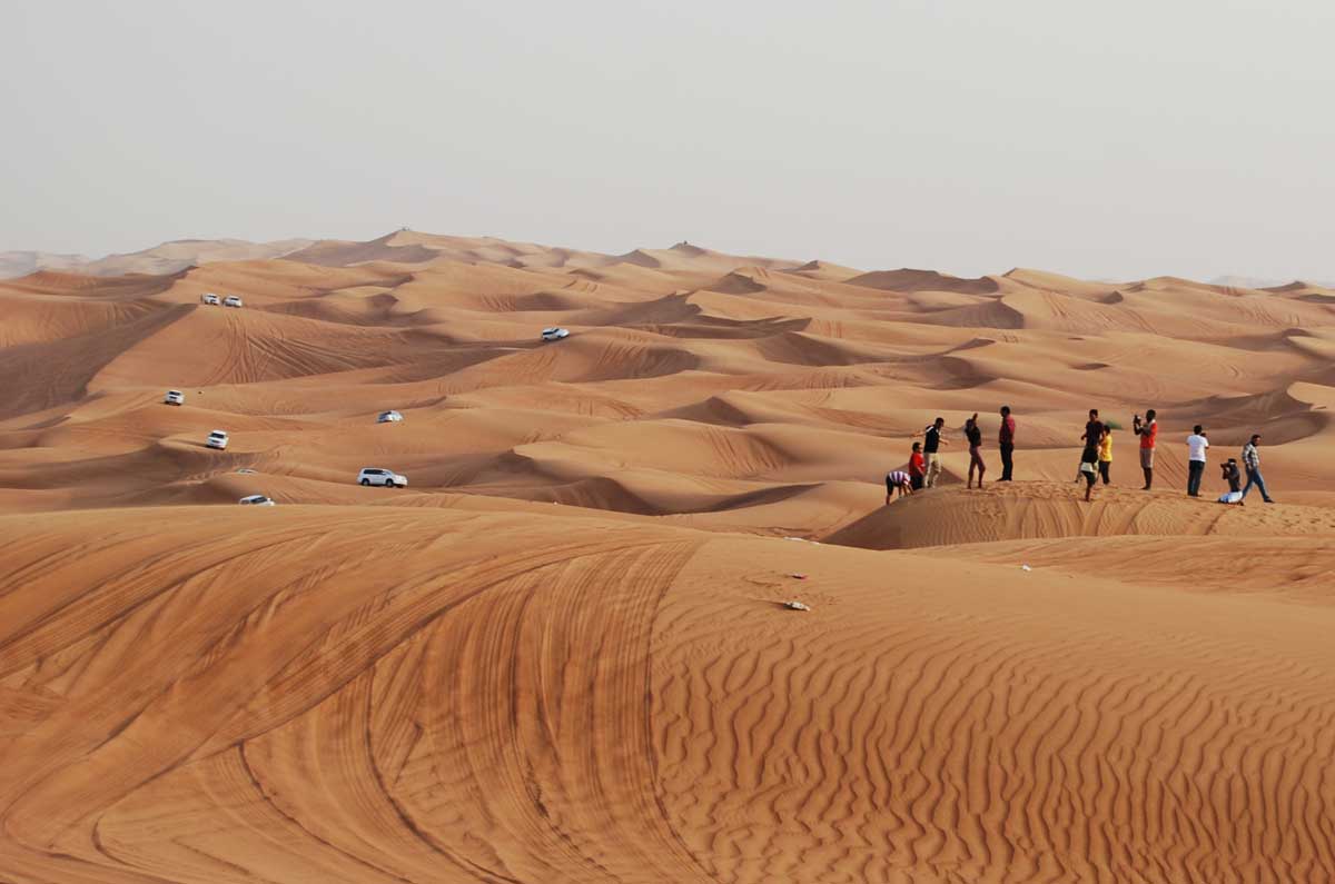 sand dune tour in dubai