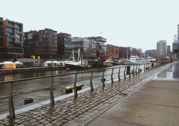 Hamburg Hafencity bei Regen