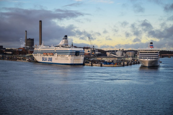 MS Silja Symphony Tallink Silja Schiffstagebücher im Hafen von Stockholm