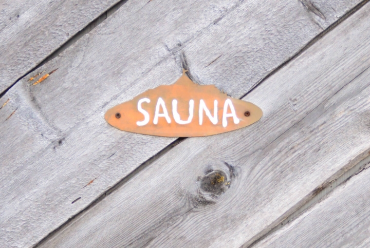 lappland-im-herbst-saunatour in kuusamo sauna-schild