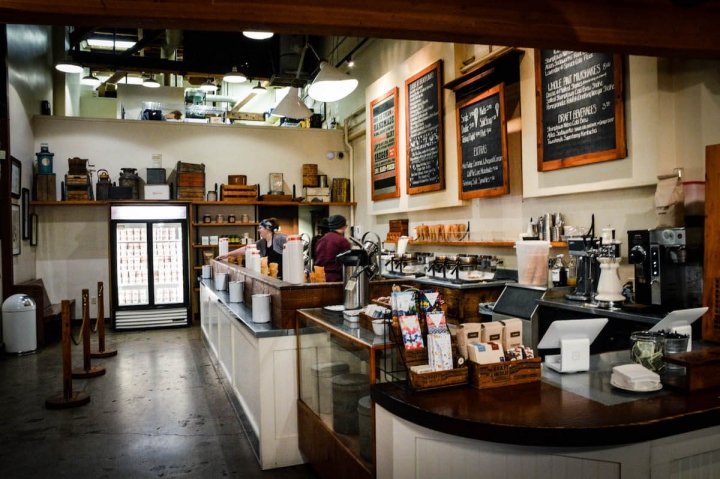 Portland Oregon Tipps Salt and Straw Icecream store